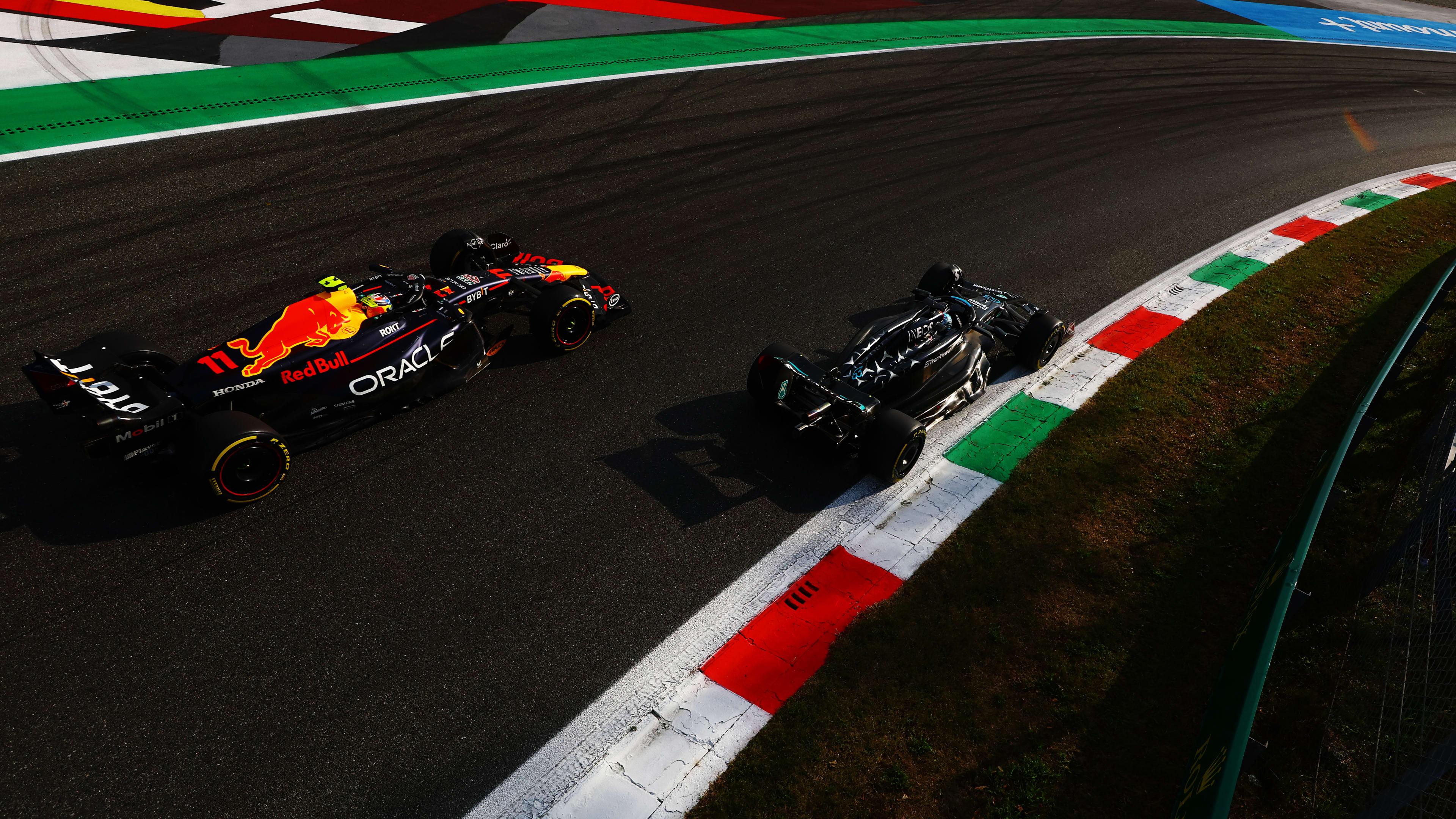 MONZA, ITALY - SEPTEMBER 01: Sergio Perez of Mexico driving the (11) Oracle Red Bull Racing RB19